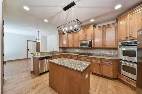 2003 Mackenzie Pl, Wheaton, IL 60187 photo 9