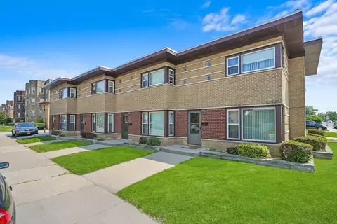 141 157th St, Calumet City, IL 60409