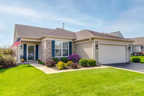 13635 Honeysuckle Dr, Huntley, IL 60142