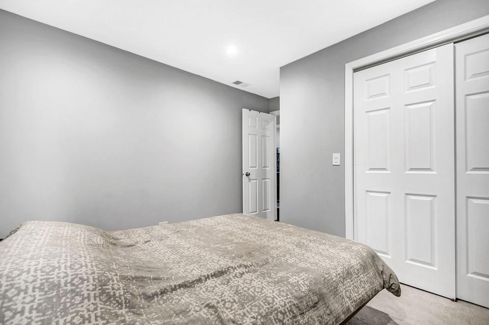  2930 Dundee Rd, Northbrook, IL 60062 photo 14