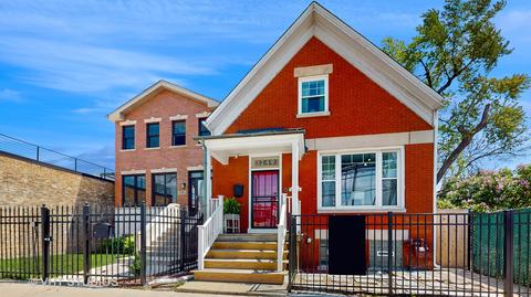 3249 N Kedzie Ave, Chicago, IL 60618
