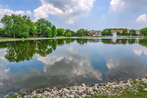 2324 Mohawk Ln, Glenview, IL 60026 photo 13