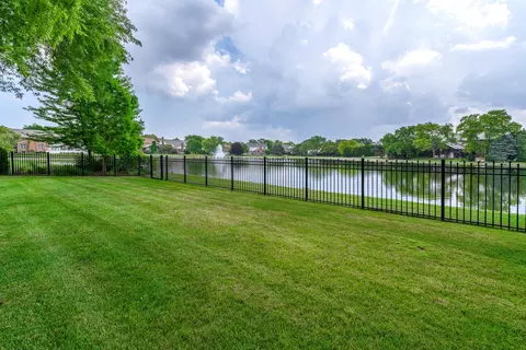 2324 Mohawk Ln, Glenview, IL 60026 photo 11