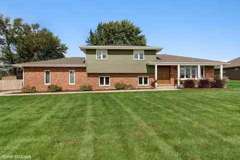 19510 W Sharp Rd, Elwood, IL 60421
