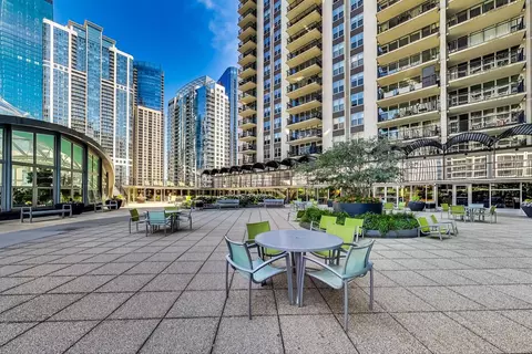 400 E Randolph St #3327, Chicago, IL 60601 photo 36