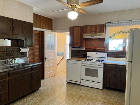 920 S Fourth St S, Aurora, IL 60505 photo 8