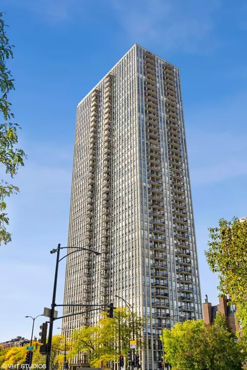 1660 N Lasalle Dr #4112-10-08, Chicago, IL 60614