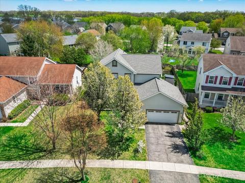 32747 Innetowne Rd, Lakemoor, IL 60051 photo 3