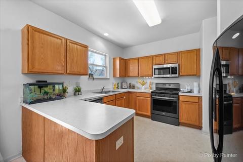 32747 Innetowne Rd, Lakemoor, IL 60051 photo 17