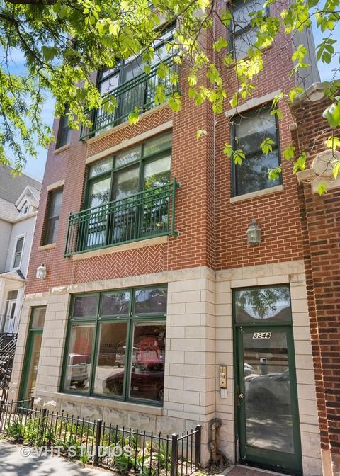 3248 N Sheffield Ave #4, Chicago, IL 60657