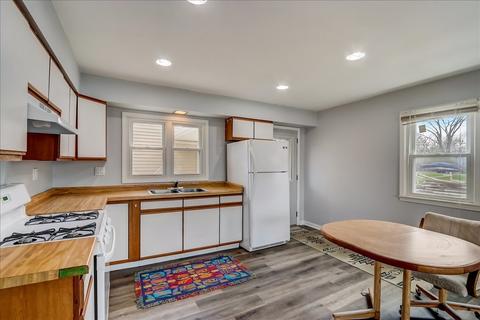 3111 River Park Dr, Johnsburg, IL 60051 photo 8