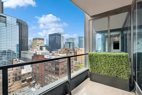 60 E Monroe St #2706, Chicago, IL 60603 photo 14
