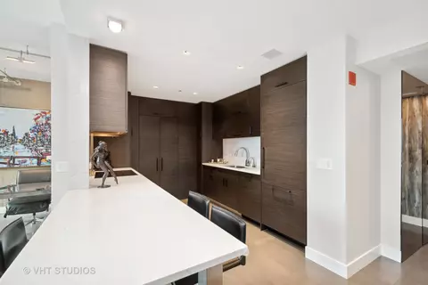 60 E Monroe St #2706, Chicago, IL 60603 photo 7