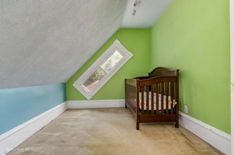 927 Saint John St, Elgin, IL 60120 photo 11
