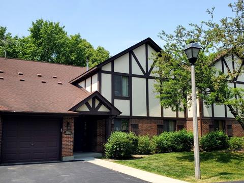 1048 Harbour Ct #2A, Wheeling, IL 60090 photo 1
