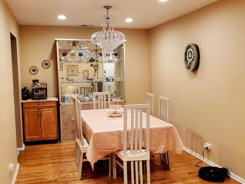 1048 Harbour Ct #2A, Wheeling, IL 60090 photo 6