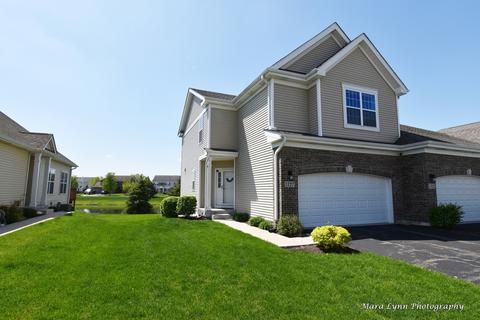 1127 Freedom Rd, Elburn, IL 60119