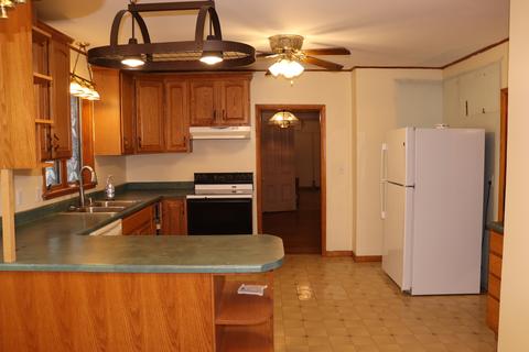 306 E Wall St, Morrison, IL 61270 photo 13