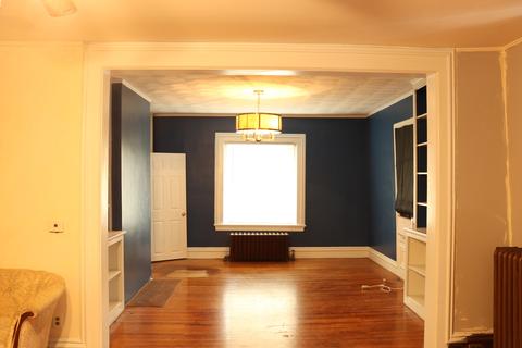 306 E Wall St, Morrison, IL 61270 photo 4