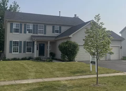 619 W Galeton Dr, Round Lake, IL 60073