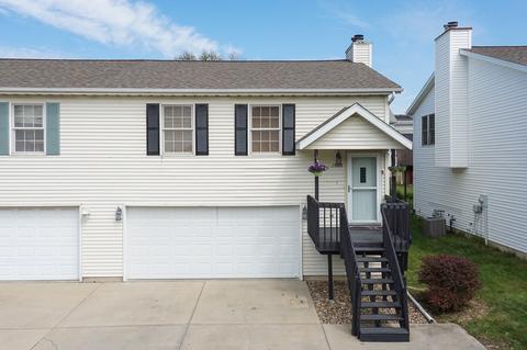 1528 Martin Luther King Dr, Bloomington, IL 61701