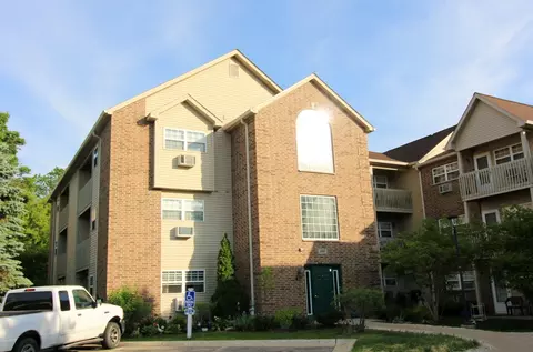 340 Cunat Blvd #2C, Richmond, IL 60071