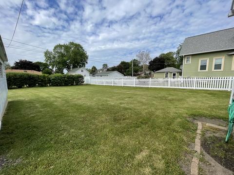 2510 4th St, Peru, IL 61354 photo 4