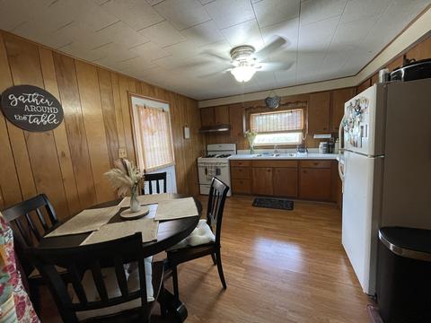2510 4th St, Peru, IL 61354 photo 8