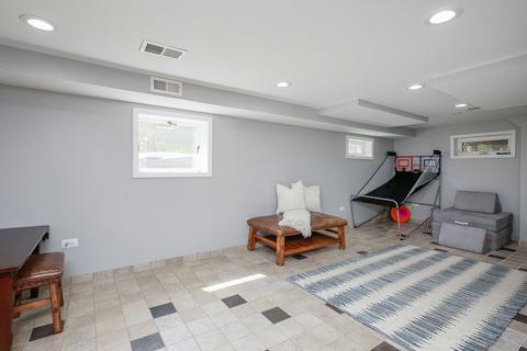 429 E Illinois St, Wheaton, IL 60187 photo 20