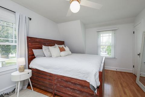 429 E Illinois St, Wheaton, IL 60187 photo 14