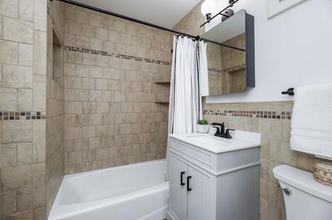 429 E Illinois St, Wheaton, IL 60187 photo 18