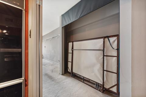 175 E Delaware Pl #5806, Chicago, IL 60611 photo 13