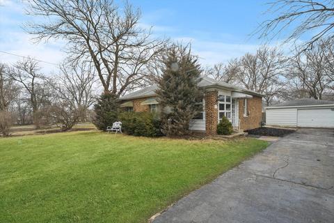 830 Coales Rd, Chicago Heights, IL 60411