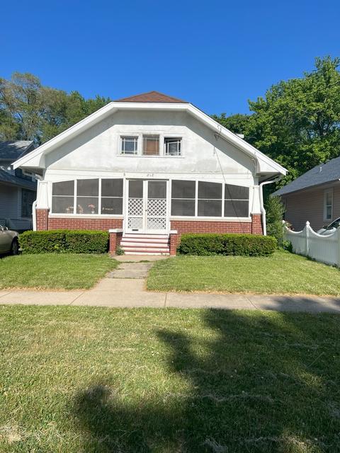 818 Lebanon St, Aurora, IL 60505