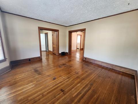 402 Phoenix Ave, Bloomington, IL 61701 photo 10
