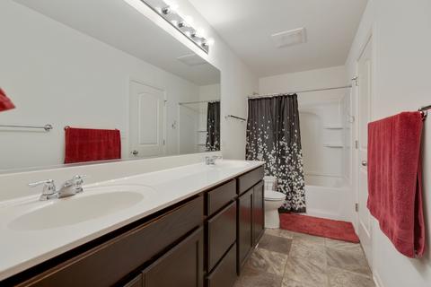 1651 Ruby Dr, Pingree Grove, IL 60140 photo 17