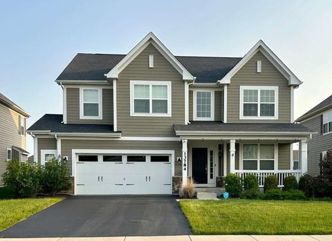 13784 Anne Dr, Lemont, IL 60439