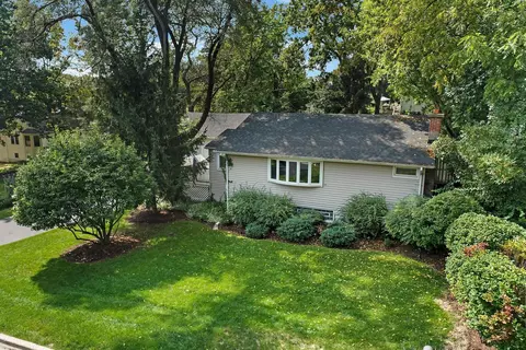 115 Brook St, Algonquin, IL 60102