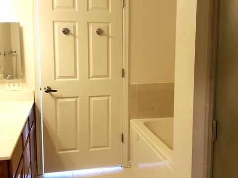 715 Astor Ln #405, Wheeling, IL 60090 photo 11