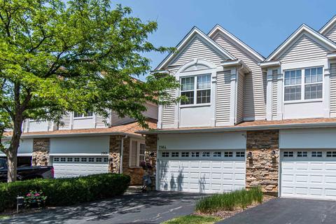 2964 Talaga Dr, Algonquin, IL 60102