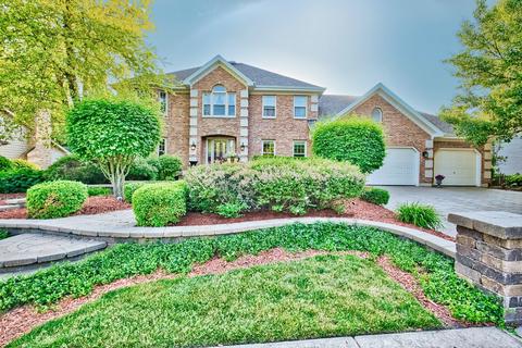 924 Burgess Hill Rd, Naperville, IL 60565