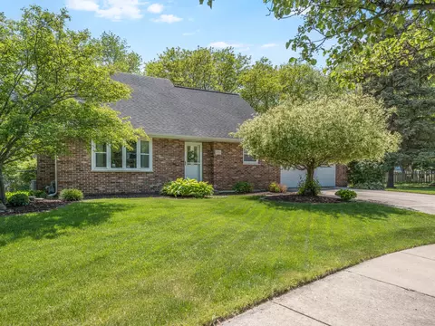 1316 Galena Ct, Naperville, IL 60564