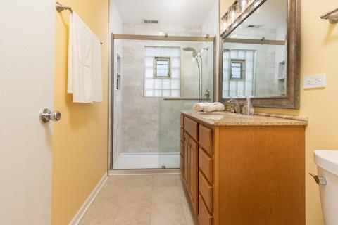 845 Deerpath Ln, Hoffman Estates, IL 60169 photo 14