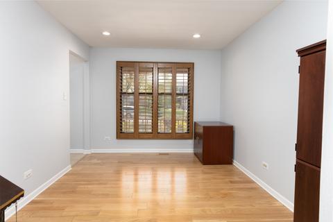 845 Deerpath Ln, Hoffman Estates, IL 60169 photo 8