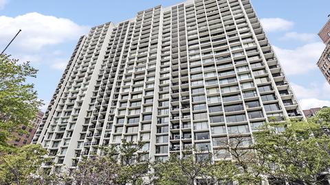 Undisclosed, Chicago, IL 60657