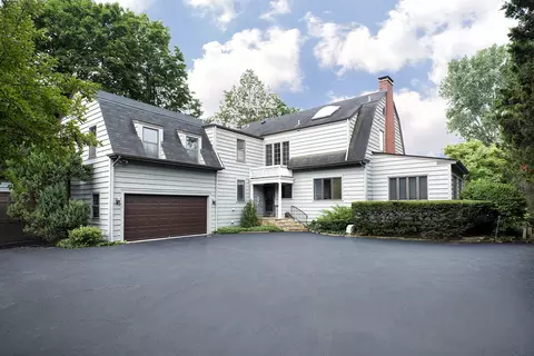 1460 Tower Rd, Winnetka, IL 60093