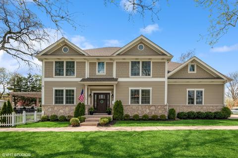 418 E Schiller St, Elmhurst, IL 60126