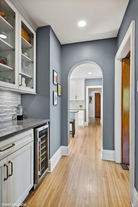 245 Greenleaf Ave, Wilmette, IL 60091 photo 13