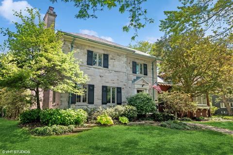 245 Greenleaf Ave, Wilmette, IL 60091