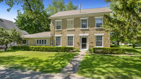 424 N Main St, Belvidere, IL 61008
